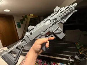 RE9 Requiem Stiri Revo 3 SMG