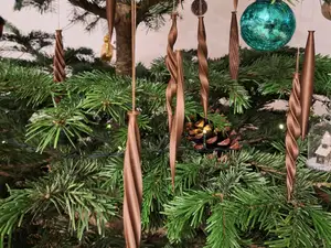 Weihnachtsbaum Schmuck "Schlanke Eiszapfen"