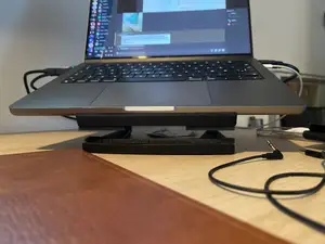 Macbook 14 inch stand