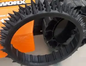 Worx Landroid M700 - Spike Wheel Upgrade