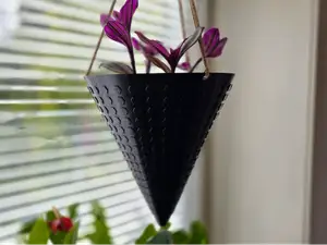 Hänge Blumentopf | Hanging Cone Planter
