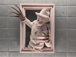 Out of the Frame – Freddy Nightmare | Keyhole