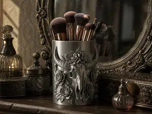 Skull & Roses Organizer – Gothic Desk Decor