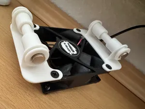 Lüfterhalter für Heizkörper / Heizkörperbooster