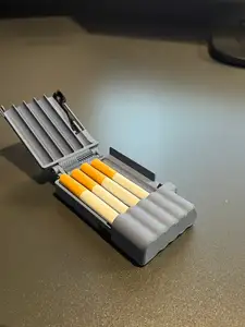Cigarette case