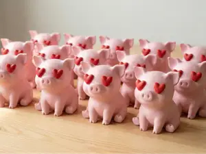 Pig in love for Valentine's day