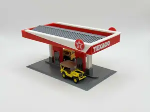 1:64 TEXACO Gas Station Diorama