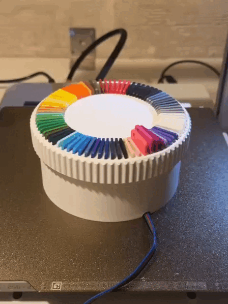 Motorized stand for filament swatches