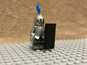 Minifigure Shield Brick