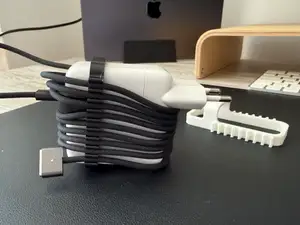 Macbook Cable Organizer 70W