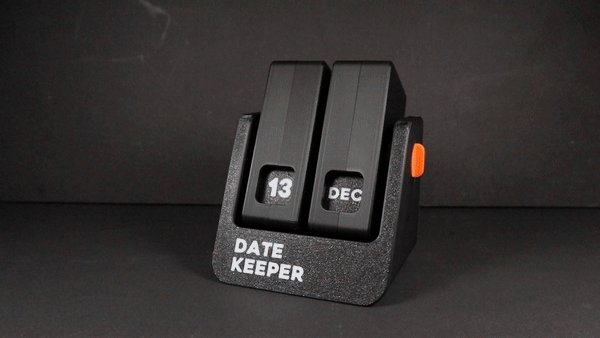 "Date Keeper" Perpetual Flip Calendar