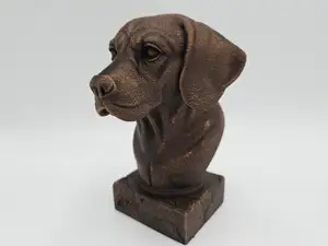 BEAGLE BUST