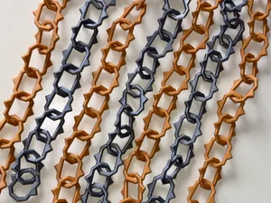 Spiky Chain
