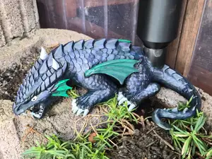 Drache als Wasserspeier / Springbrunnen