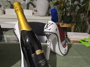 porta vino scarpa alta moda