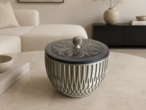 Vesta Container