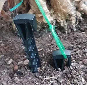 Lightweight Garden Peg