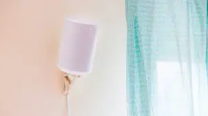 Sonos Era 100 Wall Mount (tiltable and rotatable)
