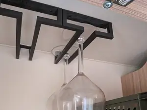 wine glass holder