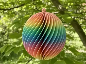 Windspiel mit 32 Lamellen