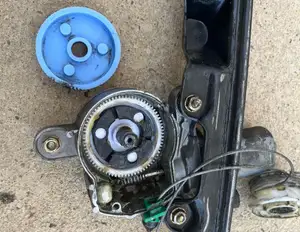 Gear for Power Winder of a Fiat Punto 1993
