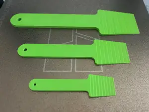 Glue spatula