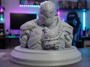 Resident Evil 3 Nemesis Bust 2 Part Model Base