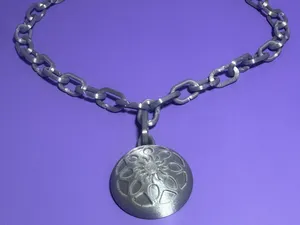 Rumis necklace from kpop demon hunters - costume 