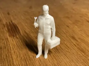 Kleine Mechanikerin