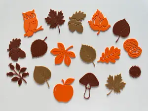 Herbst Blätter und Pilze Tischdeko