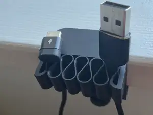 Kabelhalter Clamp-on Cable Organizer with screw