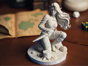female elf thief miniatur