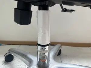 椅子气动杆防下沉支架