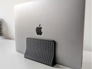 Vertical Laptop Stand, Macbook Stand Closed Lid