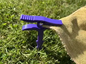 Beach blanket peg