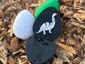 Flexi Brontosaurus egg - snaps shut