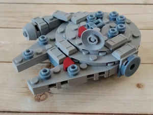 Star Wars Brick Millennium Falcon 30708
