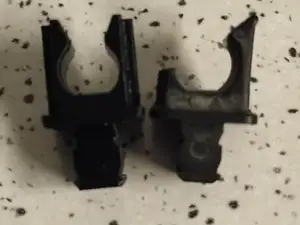 Hood bonnet clip