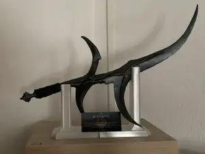 Black Knife Display Stand (Elden Ring)