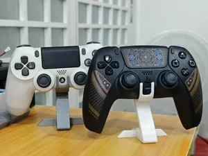Universal PS4 & PS5 Controller Stand