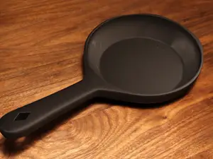 Toy pan