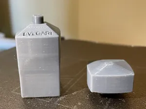 Riproduzione boccetta profumo Bvlgari Le Gemme