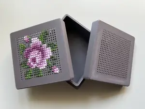 Square Cross Stitch Embroidery Box XS size