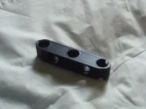 LegoTechnic liftarm 5 by 1 with cross holes!