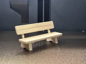Holzbank