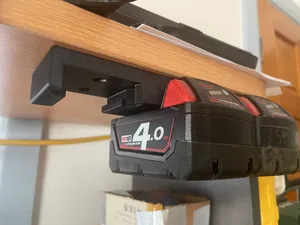 Milwaukee M18 battery holder