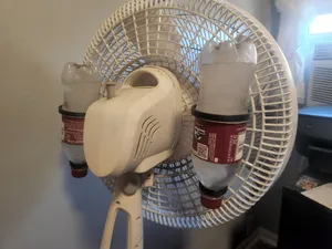 Support pour bouteille d'eau pour ventilateur