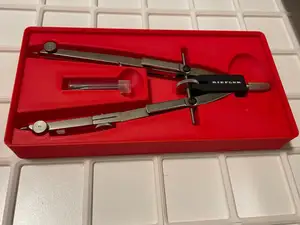 Gridfinity Compass Holder