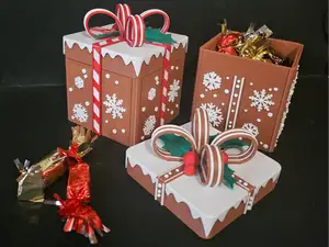 2 Christmas cake candy box