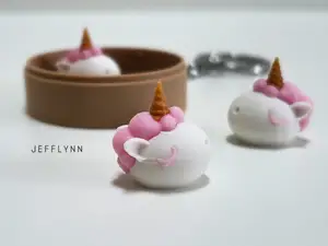 Unicorn Bun Fidget Keychain (Dim Sum)